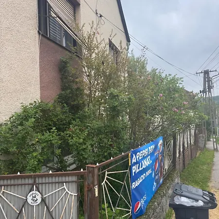 Hostel Well & Orfue Orfű